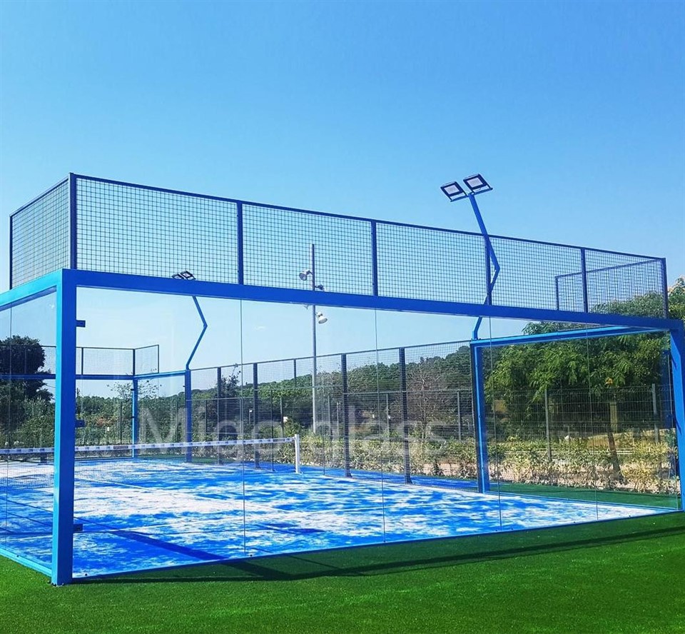 Panoramic padel court